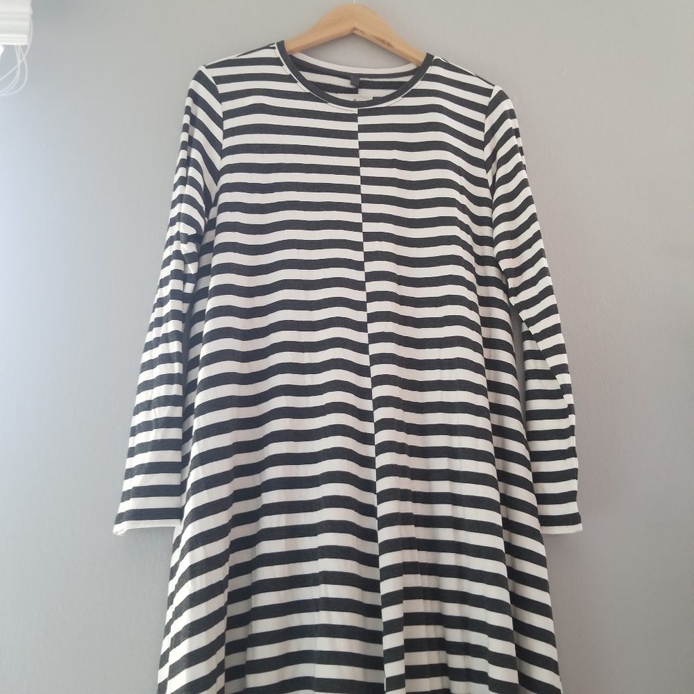 Lou & Grey Gray and White Striped Sweater Dress L
